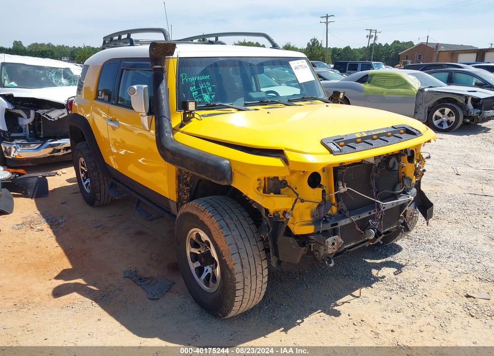 2007 TOYOTA FJ CRUISER VIN: JTEBU11FX70008408