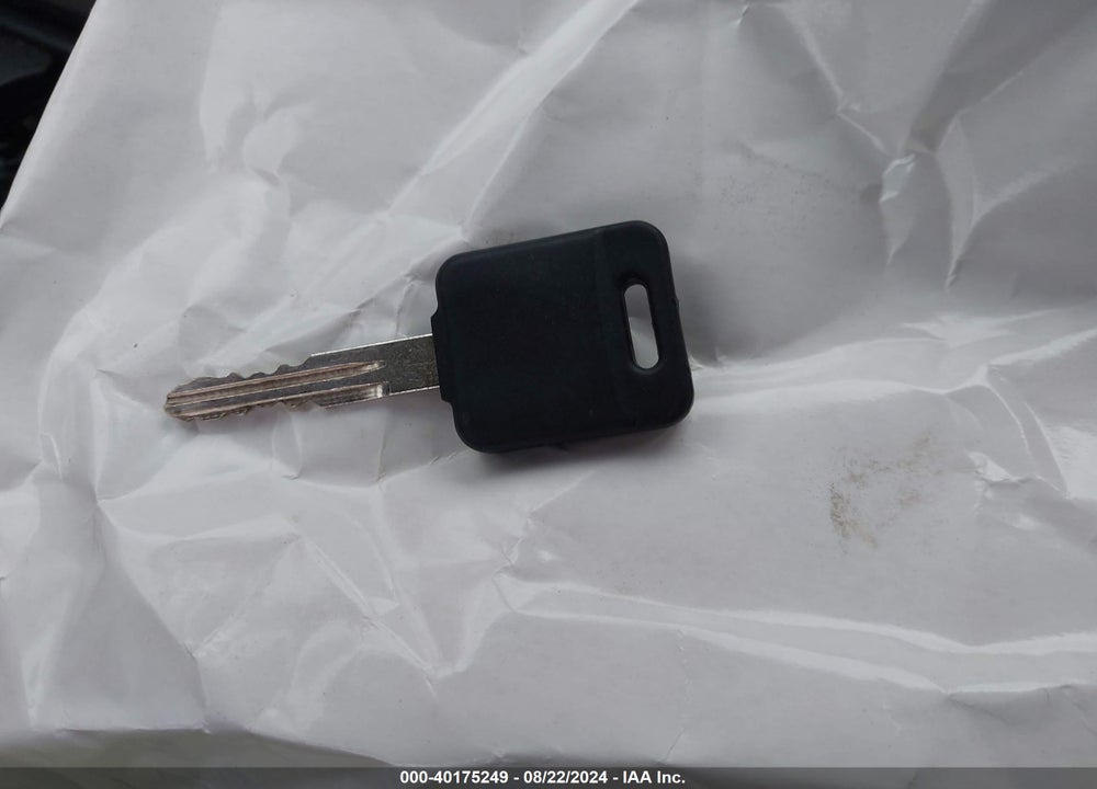 2011 NISSAN SENTRA 2.0S VIN: 3N1AB6APXBL701389