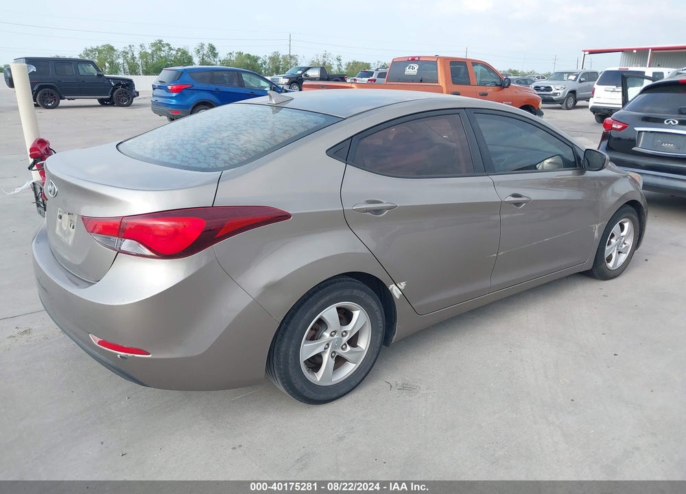 2015 HYUNDAI ELANTRA SE VIN: 5NPDH4AE0FH568370
