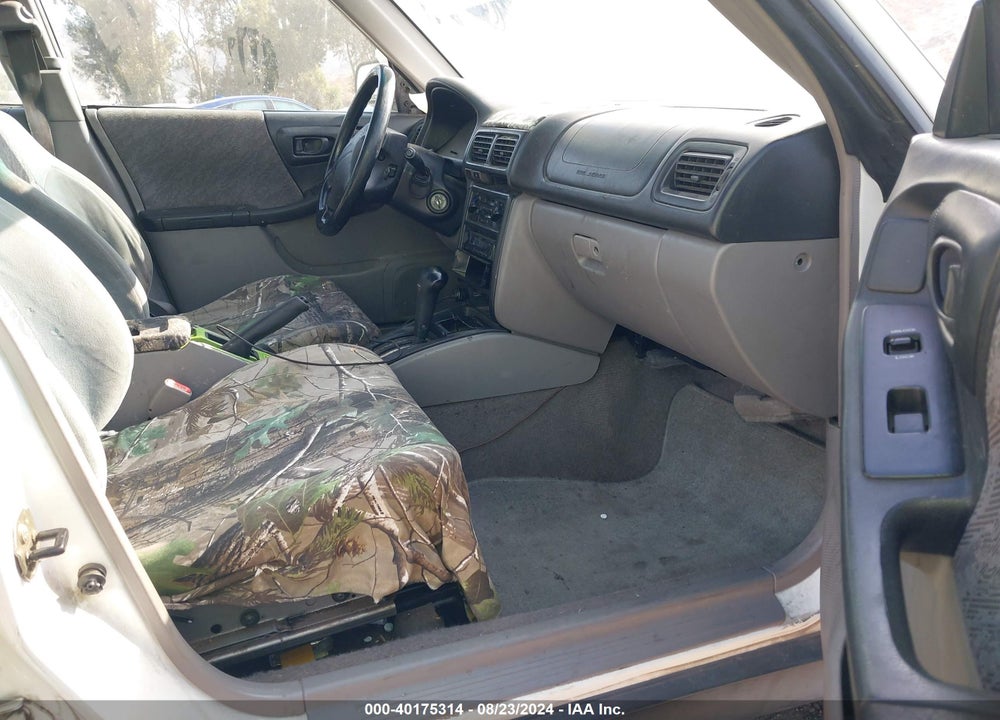 2000 SUBARU FORESTER L VIN: JF1SF6359YH722152