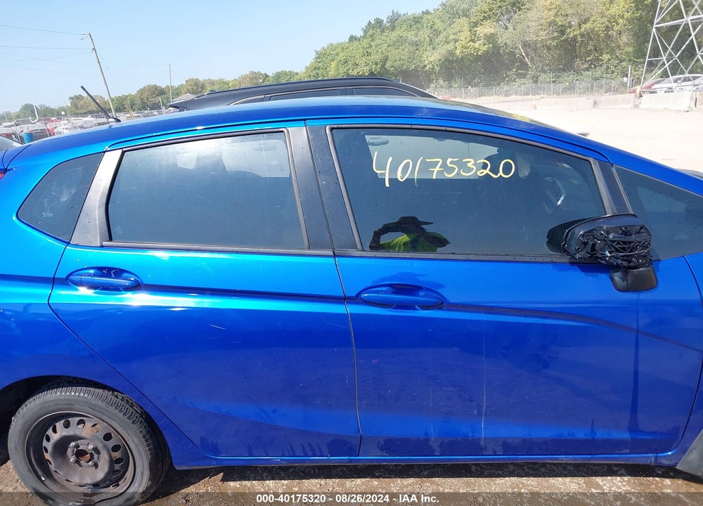 2017 HONDA FIT LX VIN: 3HGGK5G54HM705952