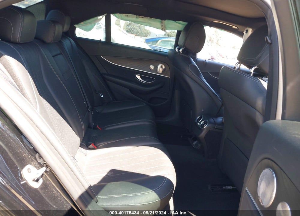 2022 MERCEDES-BENZ E 350 VIN: W1KZF8DB7NB032672