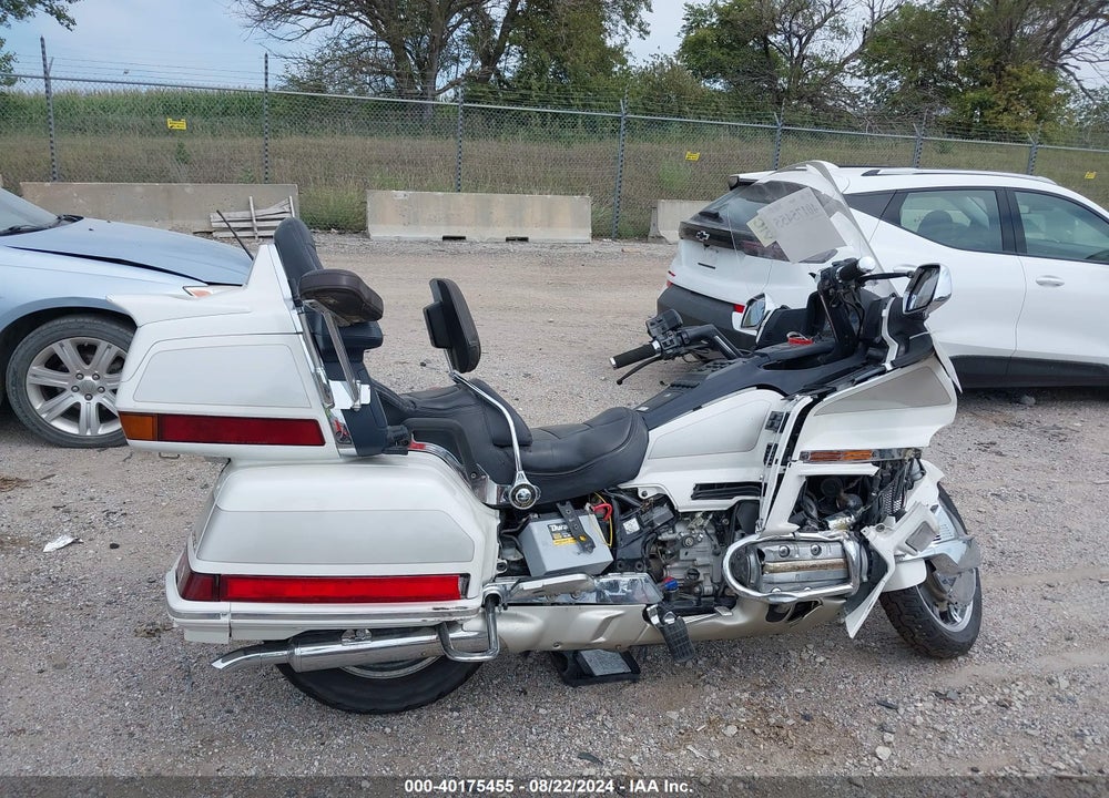 1996 HONDA GL1500 SE12 VIN: 1HFSC2230TA803219