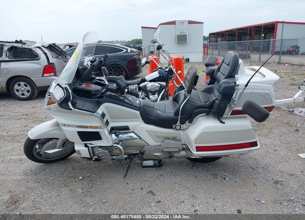 1996 HONDA GL1500 SE12 VIN: 1HFSC2230TA803219
