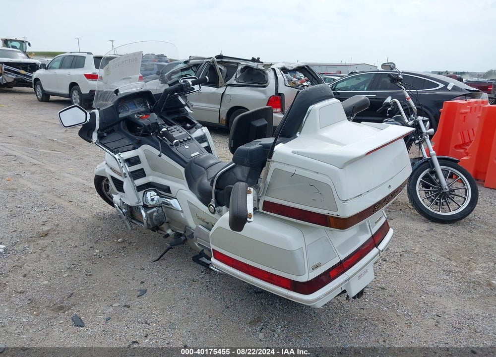 1996 HONDA GL1500 SE12 VIN: 1HFSC2230TA803219