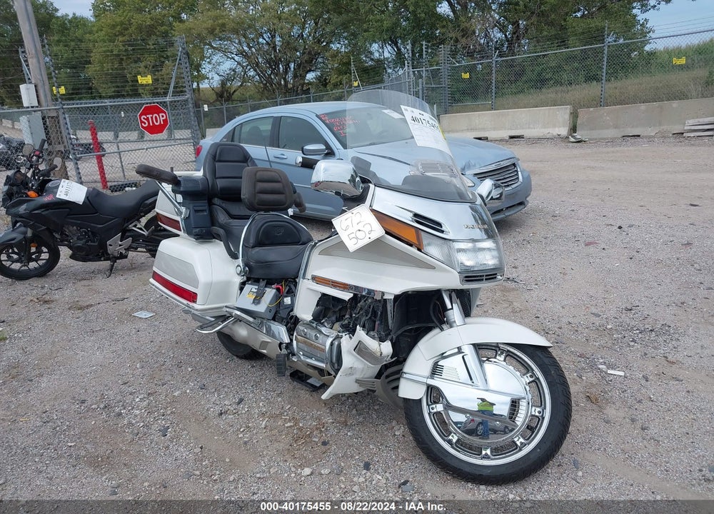 1996 HONDA GL1500 SE12 VIN: 1HFSC2230TA803219