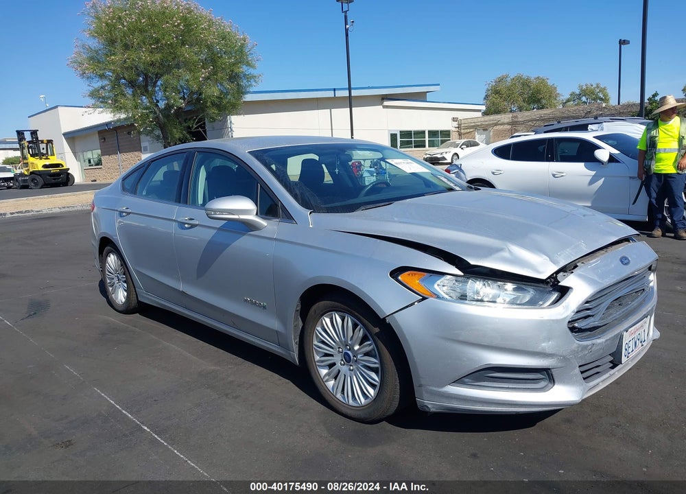 2016 FORD FUSION HYBRID SE VIN: 3FA6P0LU4GR281899
