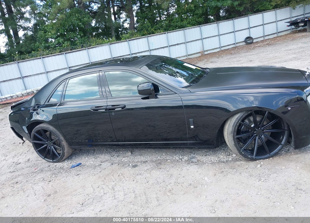2011 ROLLS-ROYCE GHOST VIN: SCA664S57BUX49681