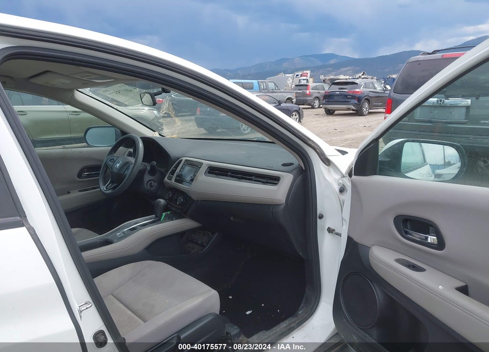 2018 HONDA HR-V LX VIN: 3CZRU5H36JM708401