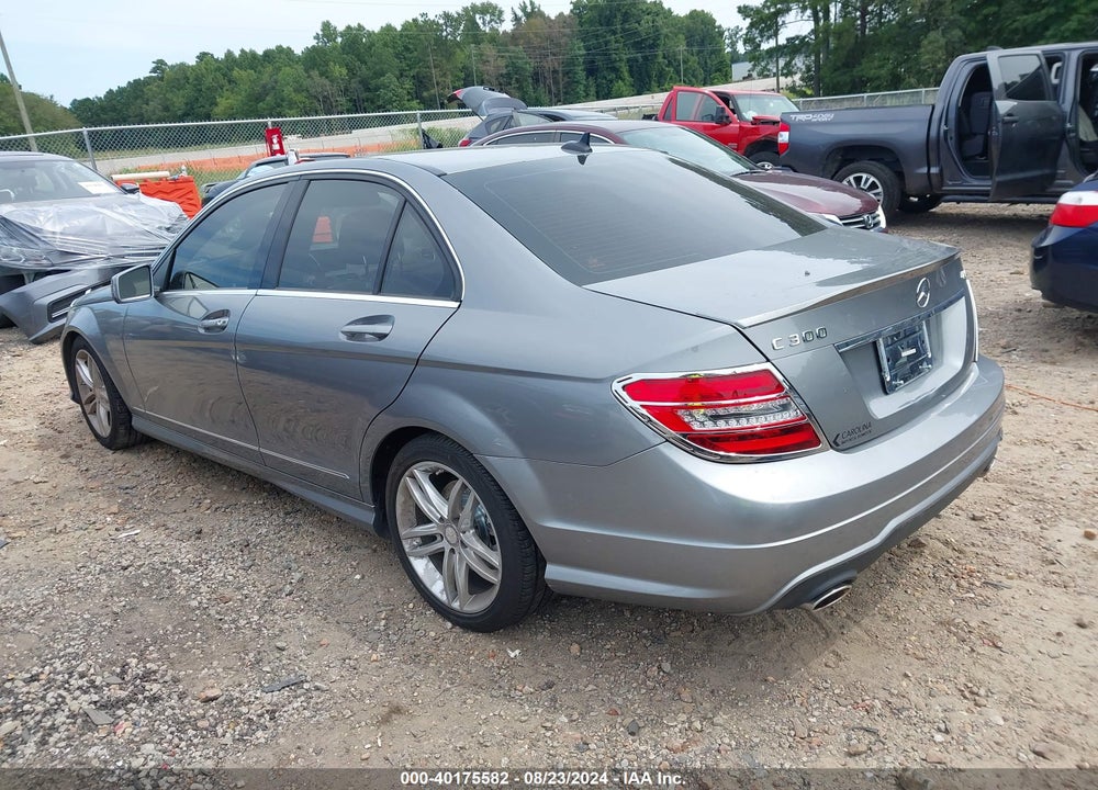 2013 MERCEDES-BENZ C 300 LUXURY 4MATIC/SPORT 4MATIC VIN: WDDGF8ABXDR260912