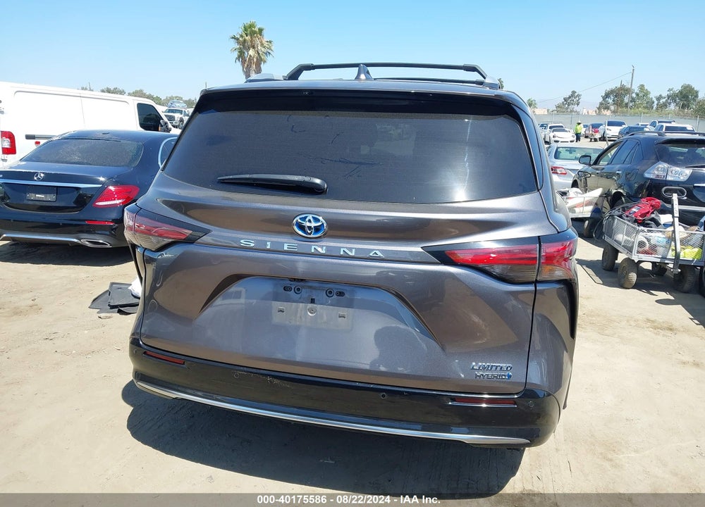 2022 TOYOTA SIENNA LIMITED VIN: 5TDZRKEC4NS088342