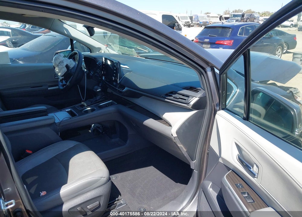 2022 TOYOTA SIENNA LIMITED VIN: 5TDZRKEC4NS088342