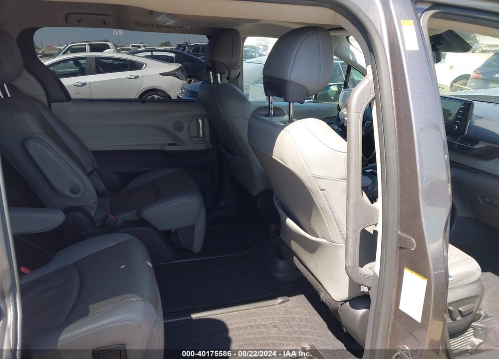 2022 TOYOTA SIENNA LIMITED VIN: 5TDZRKEC4NS088342