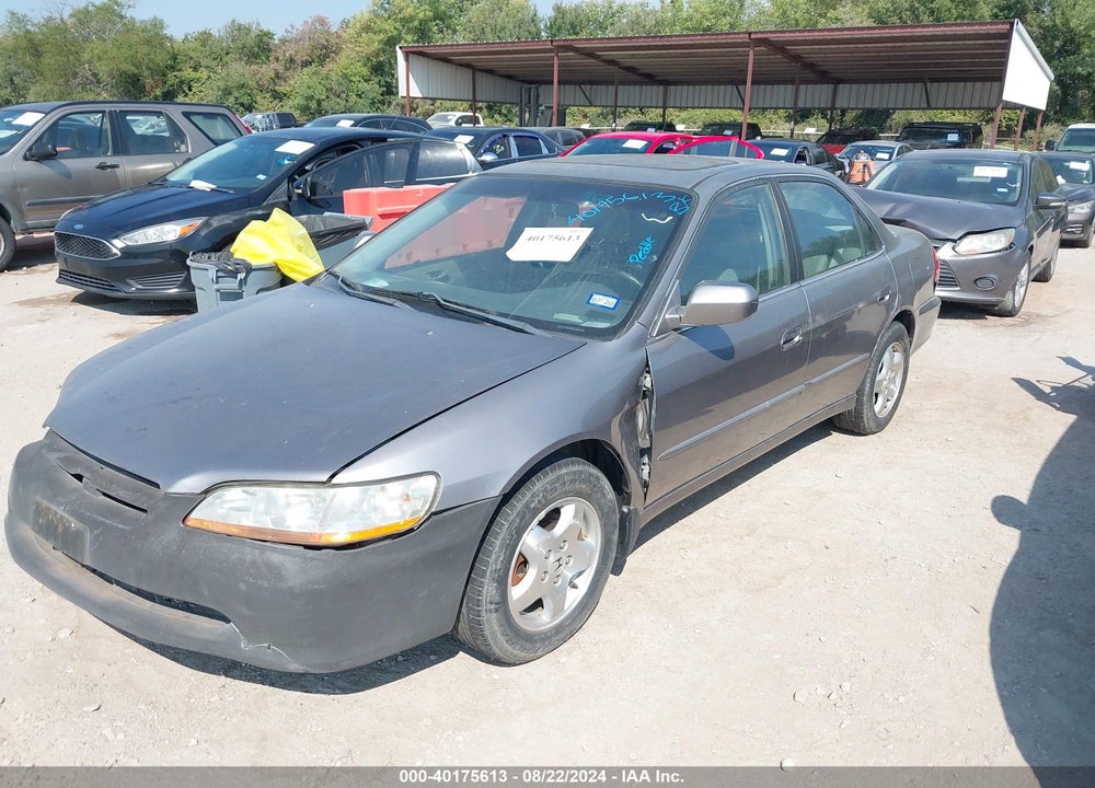 2000 HONDA ACCORD 3.0 EX VIN: 1HGCG165XYA099046