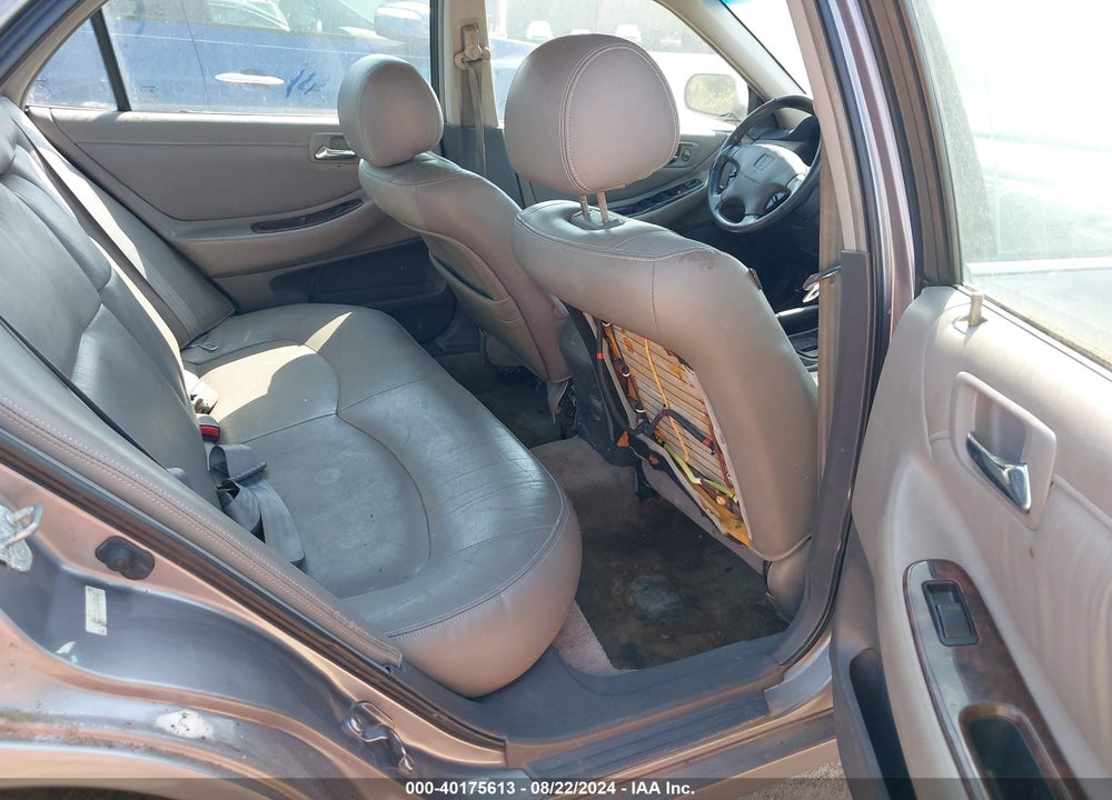 2000 HONDA ACCORD 3.0 EX VIN: 1HGCG165XYA099046