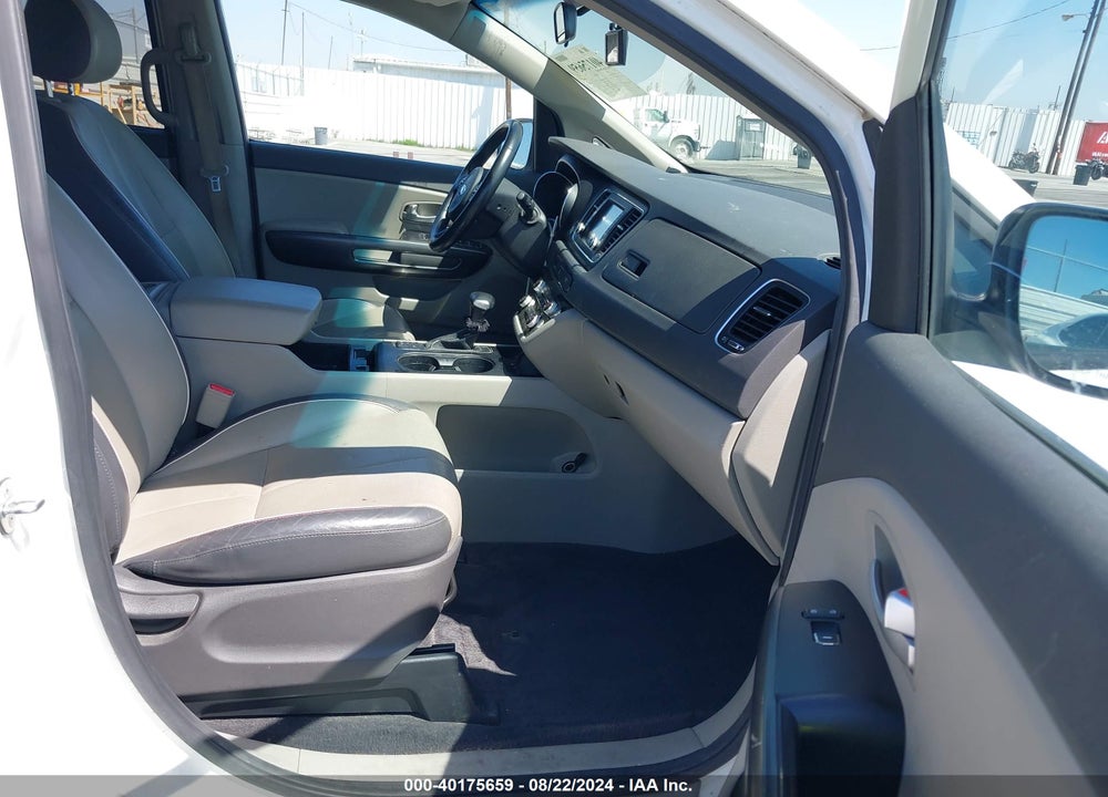 2017 KIA SEDONA LX VIN: KNDMB5C16H6314614