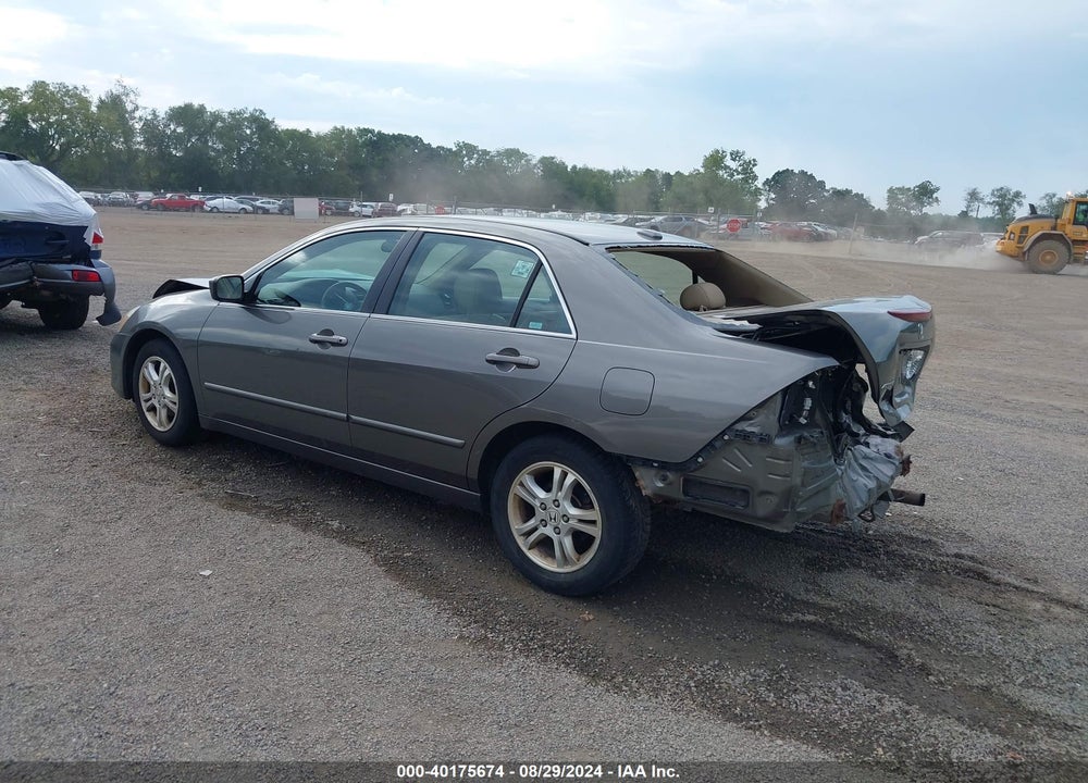 2007 HONDA ACCORD 2.4 EX VIN: 1HGCM56827A143775