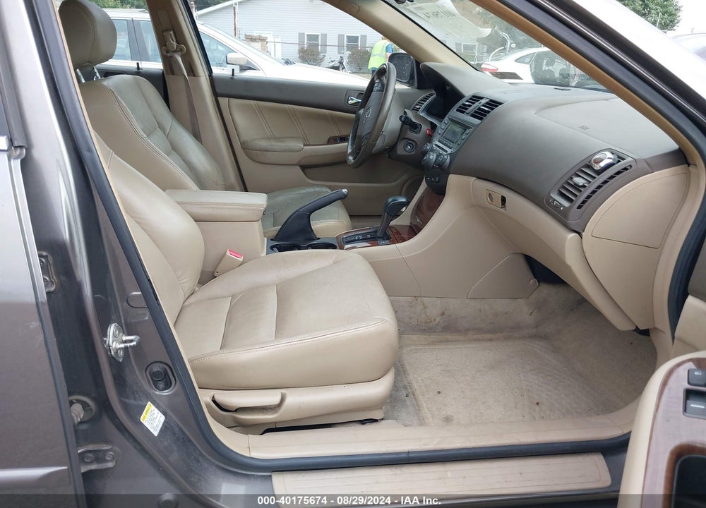 2007 HONDA ACCORD 2.4 EX VIN: 1HGCM56827A143775