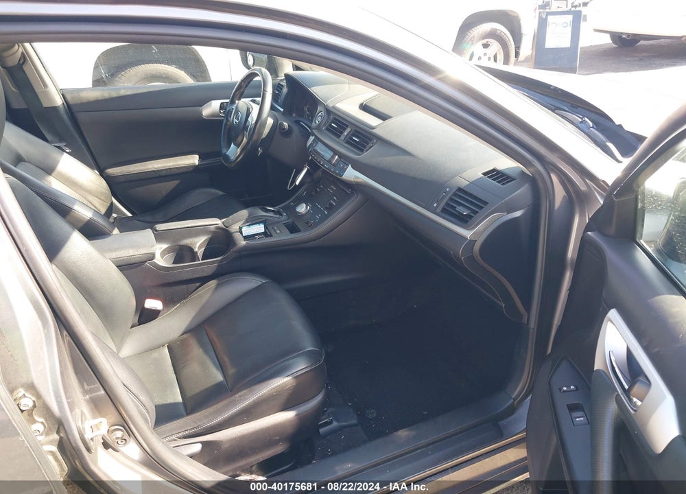 2013 LEXUS CT 200H VIN: JTHKD5BHXD2134133