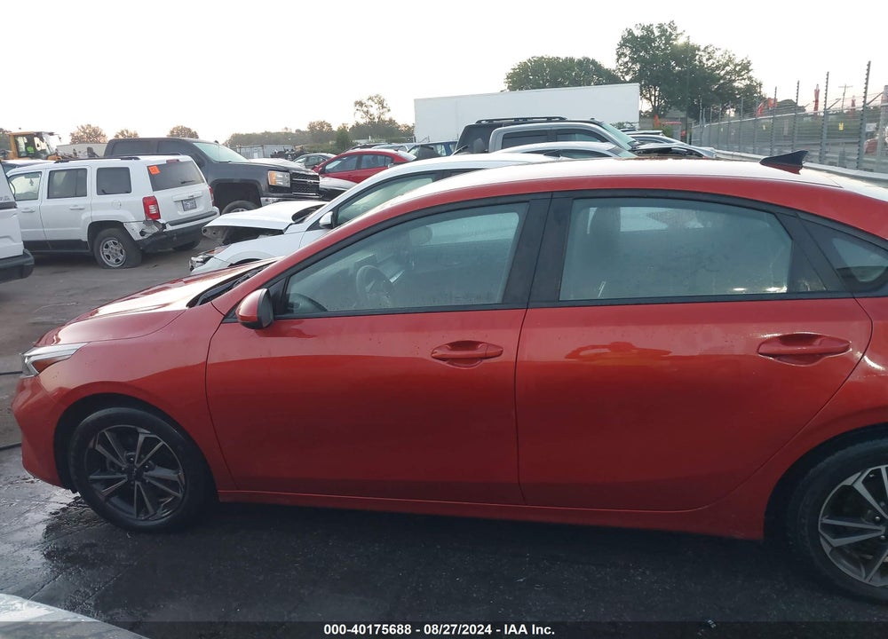 2022 KIA FORTE LXS VIN: 3KPF24AD7NE429518