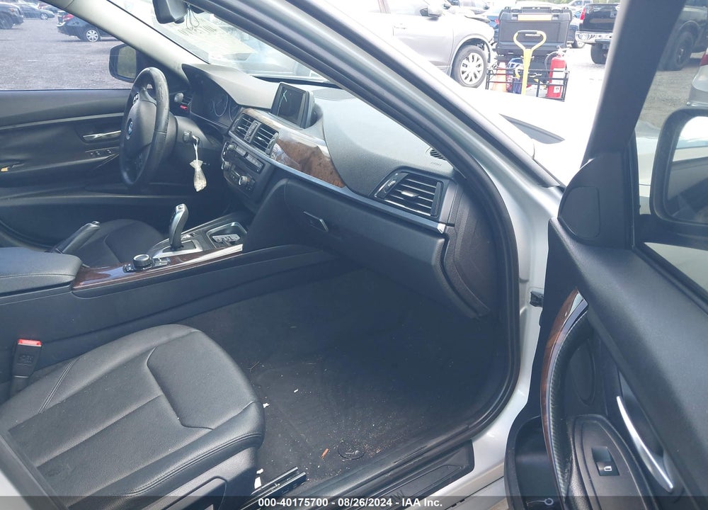 2014 BMW 320I VIN: WBA3B1C55EK135018