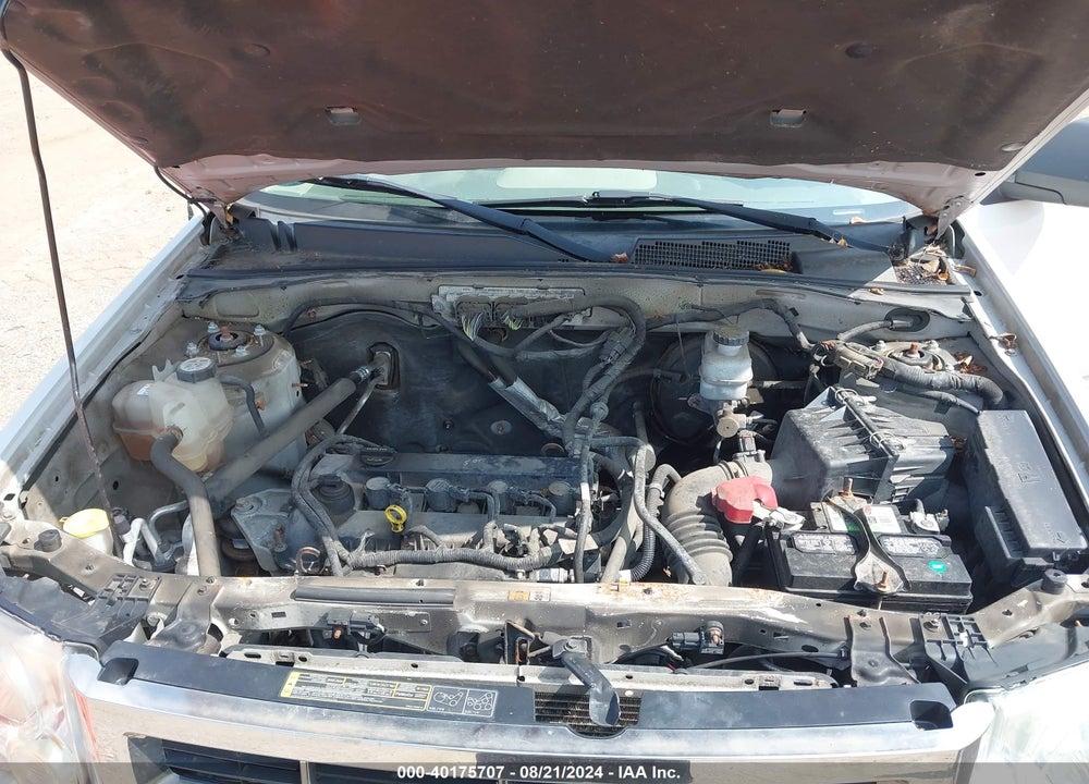 2010 FORD ESCAPE XLS VIN: 1FMCU0C72AKC66440