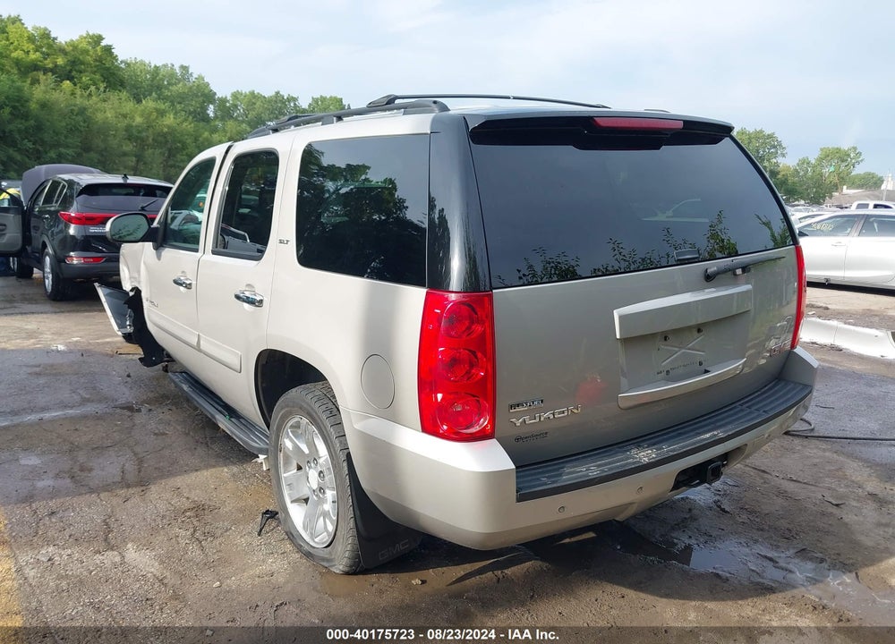 2008 GMC YUKON SLT VIN: 1GKFK13068J145608