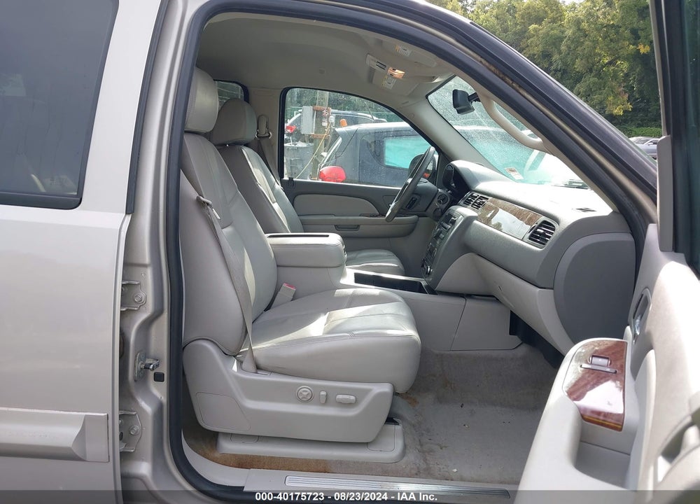 2008 GMC YUKON SLT VIN: 1GKFK13068J145608