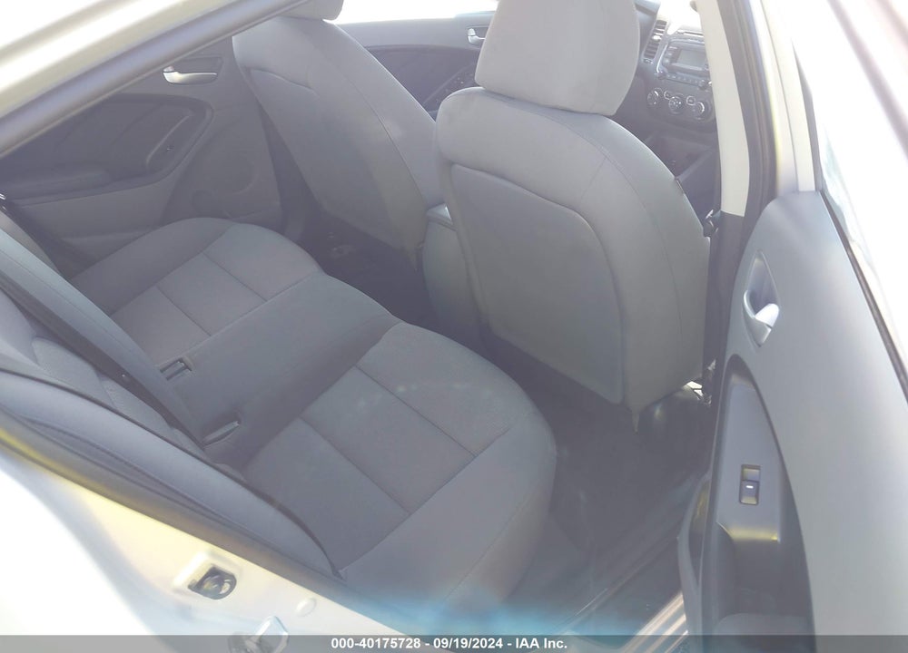 2017 KIA FORTE LX VIN: 3KPFK4A78HE130408