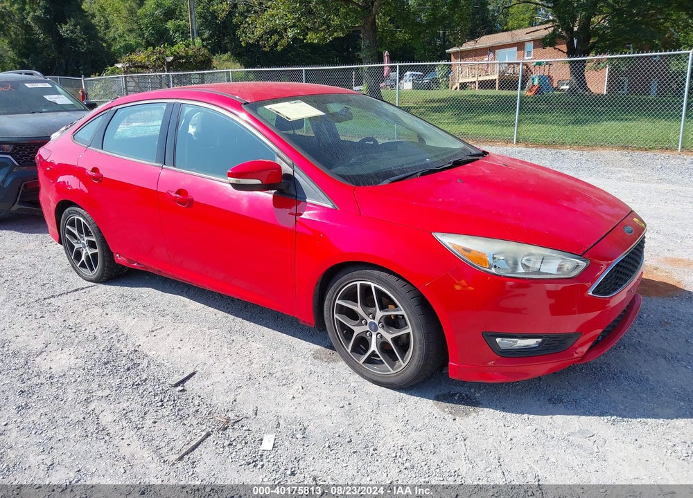2015 FORD FOCUS SE VIN: 1FADP3F27FL277748
