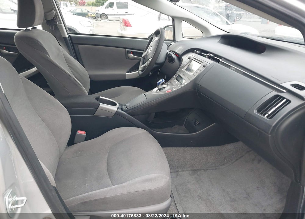 2015 TOYOTA PRIUS TWO VIN: JTDKN3DU4F0457704