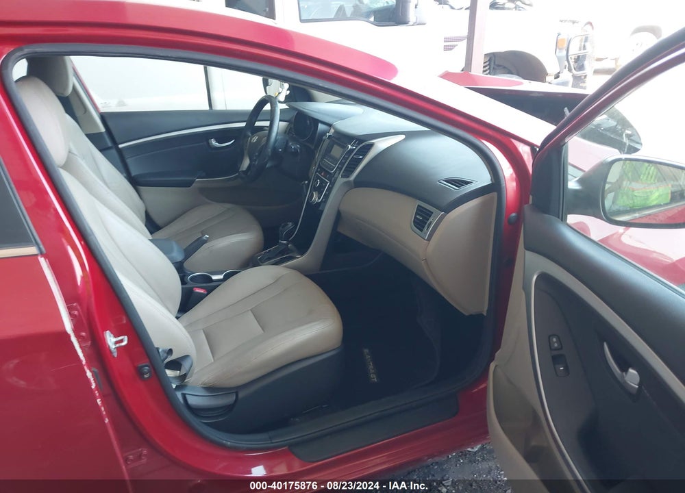 2014 HYUNDAI ELANTRA GT VIN: KMHD35LH0EU212142