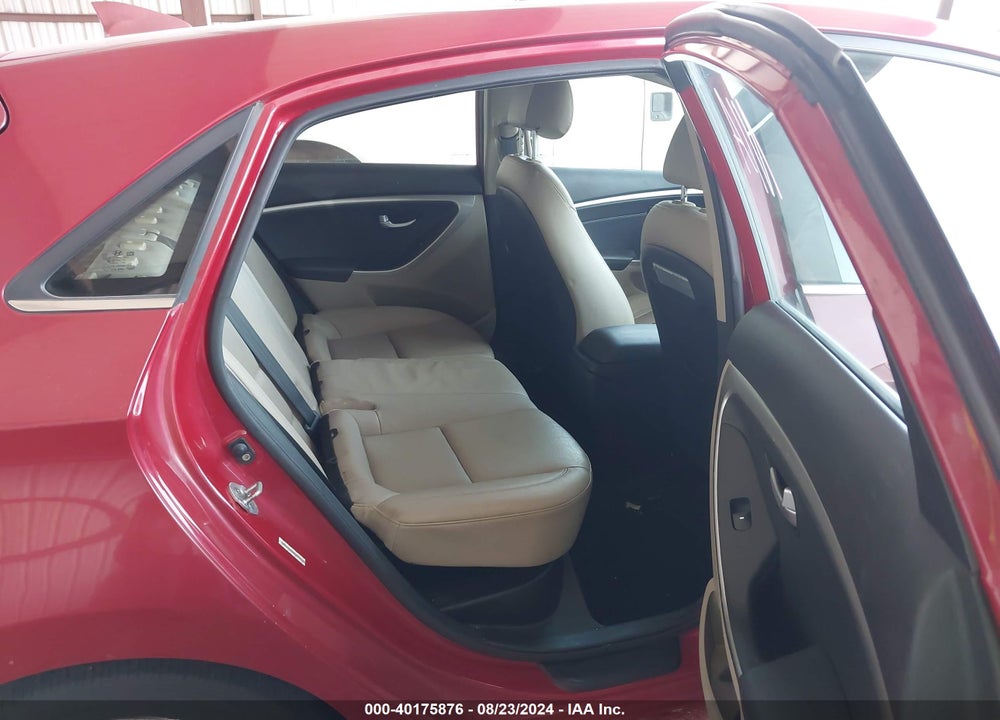 2014 HYUNDAI ELANTRA GT VIN: KMHD35LH0EU212142