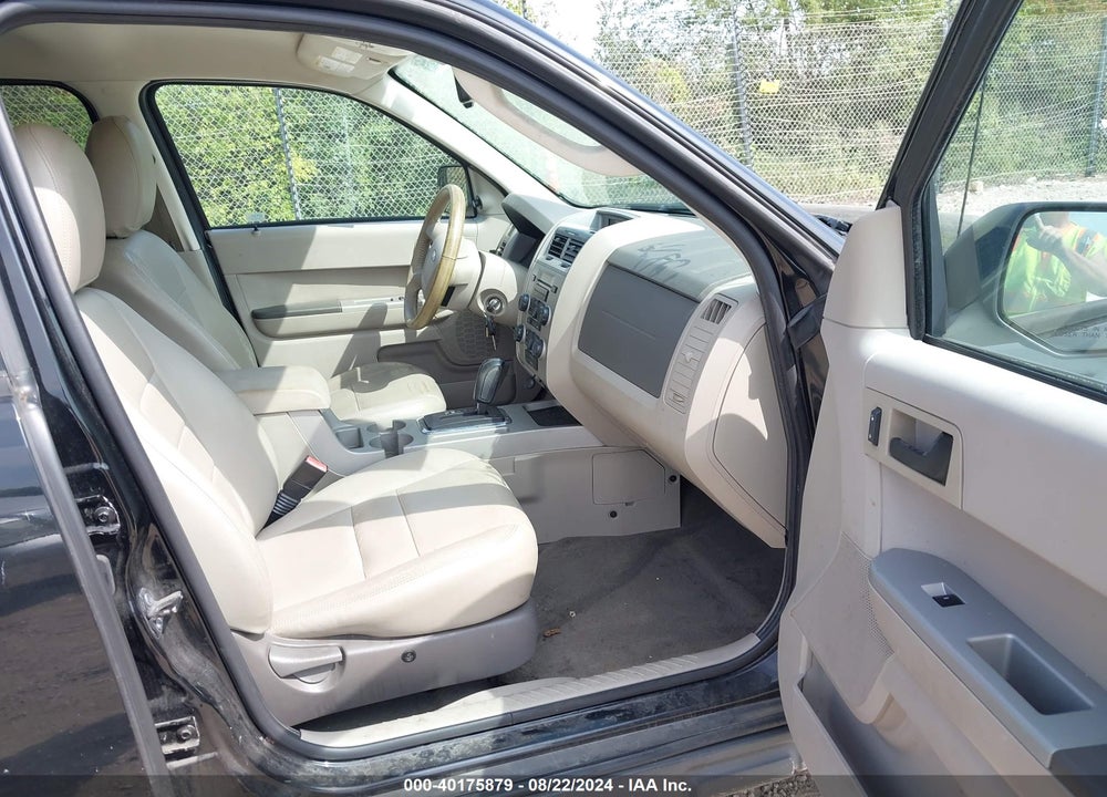 2010 FORD ESCAPE XLT VIN: 1FMCU9D70AKC04733
