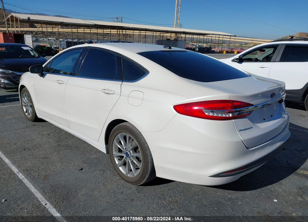 2017 FORD FUSION SE VIN: 3FA6P0HDXHR158019