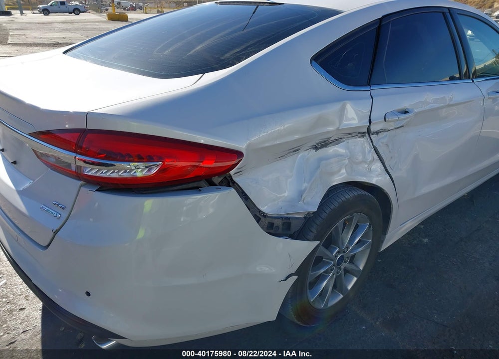 2017 FORD FUSION SE VIN: 3FA6P0HDXHR158019
