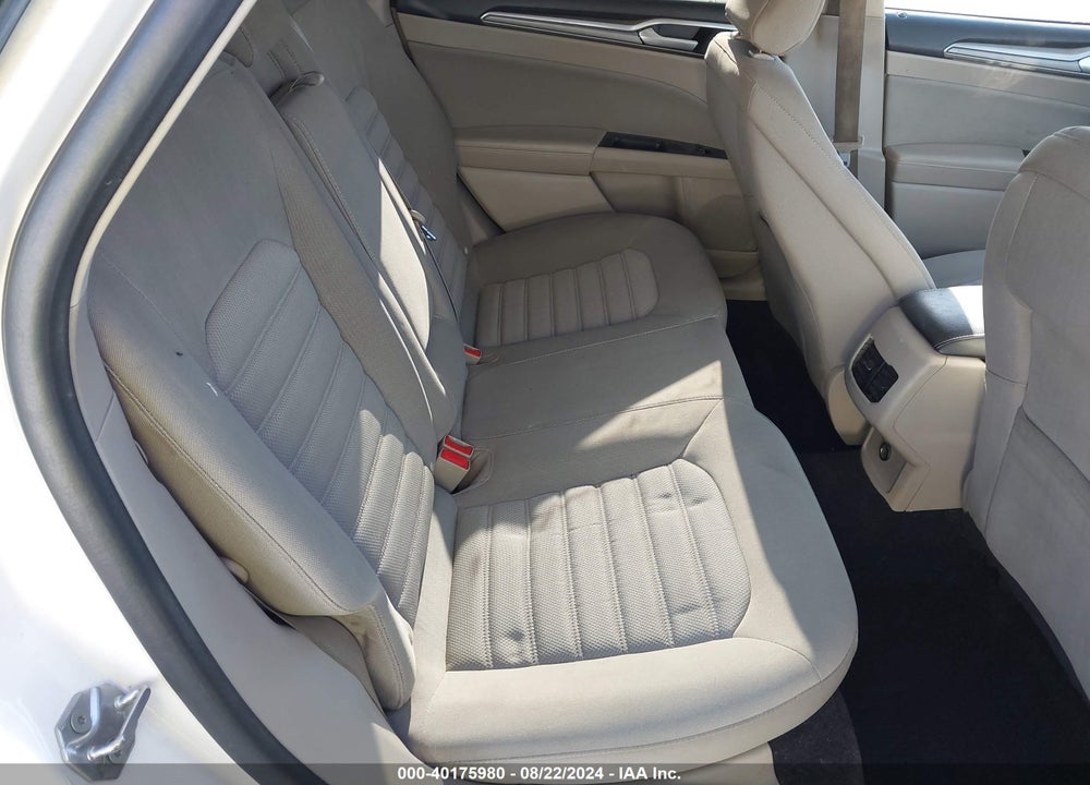 2017 FORD FUSION SE VIN: 3FA6P0HDXHR158019