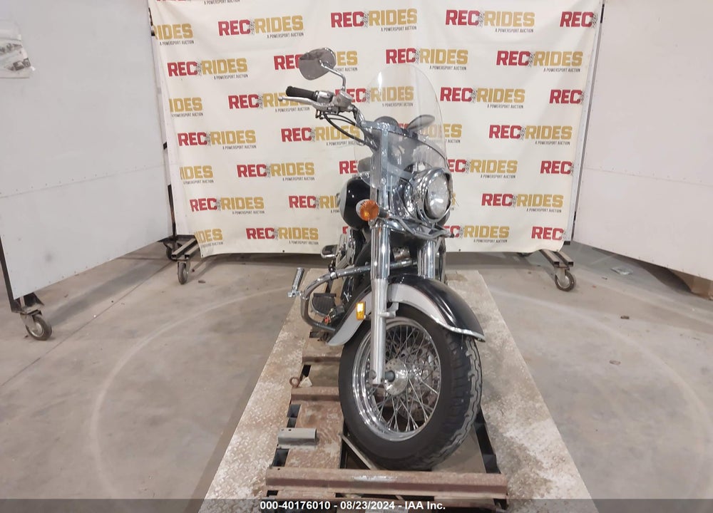 2006 KAWASAKI VN1500 T VIN: JKBVNAT166A000272