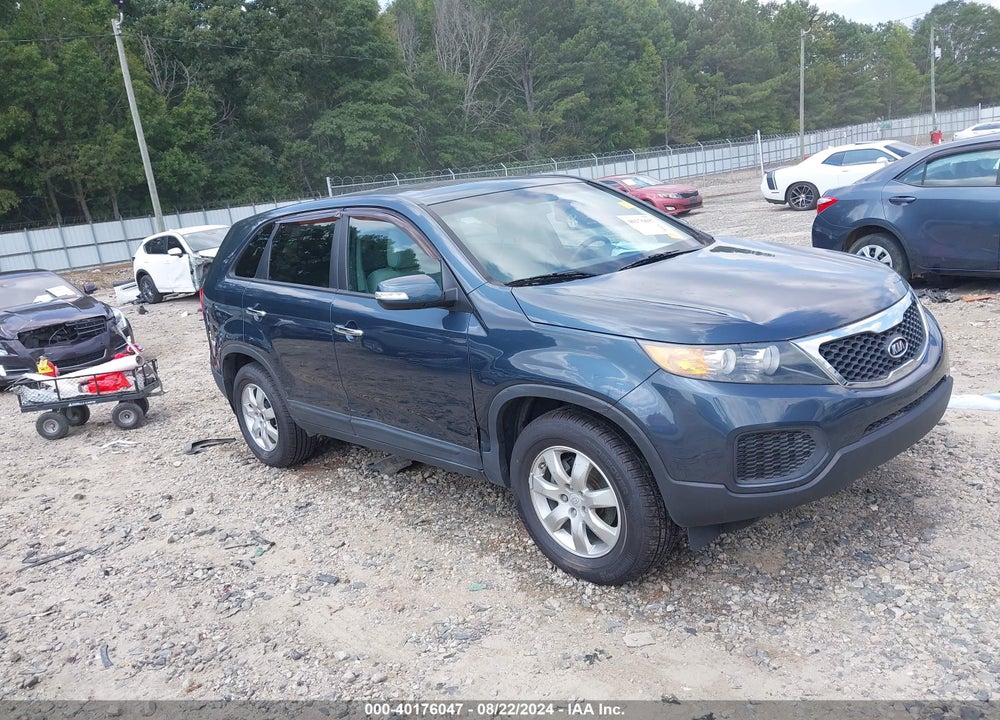2011 KIA SORENTO LX VIN: 5XYKT3A17BG166148