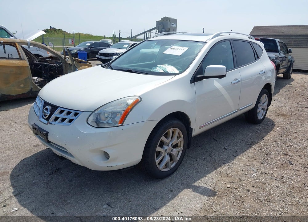 2013 NISSAN ROGUE SV W/SL PKG VIN: JN8AS5MV1DW652294