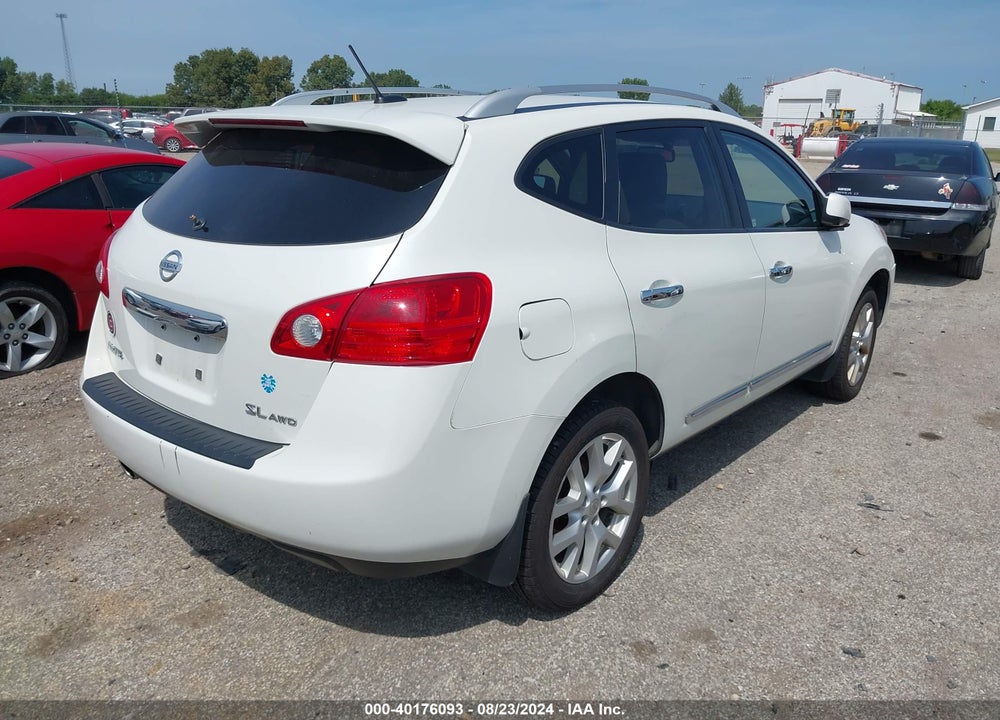 2013 NISSAN ROGUE SV W/SL PKG VIN: JN8AS5MV1DW652294