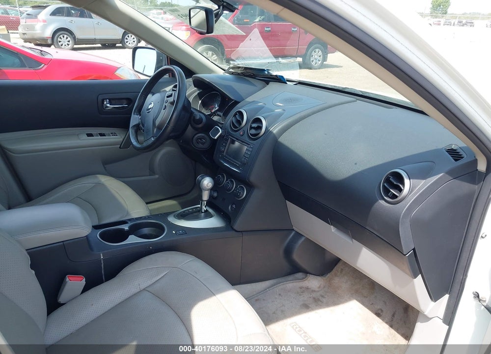 2013 NISSAN ROGUE SV W/SL PKG VIN: JN8AS5MV1DW652294