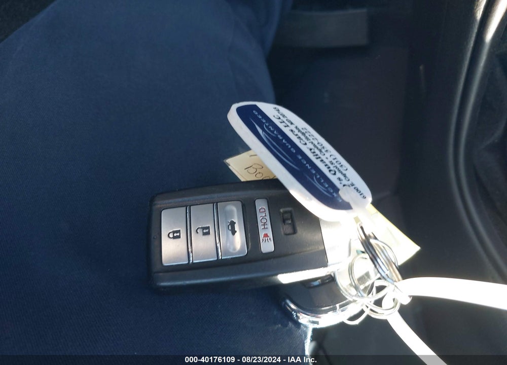 2014 ACURA RLX VIN: JH4KC1F51EC006788
