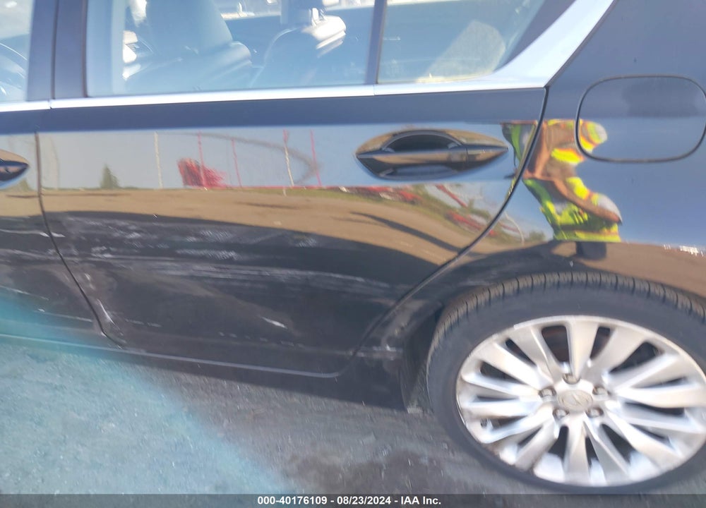 2014 ACURA RLX VIN: JH4KC1F51EC006788