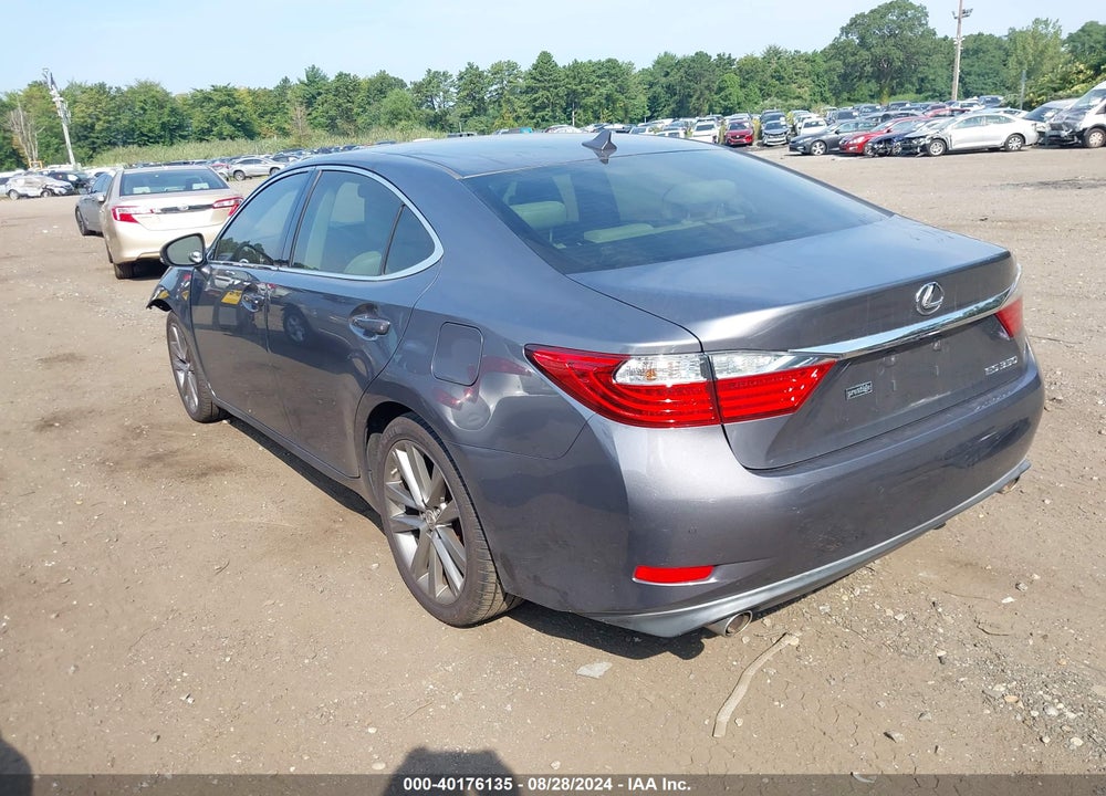 2013 LEXUS ES 350 VIN: JTHBK1GG3D2045888