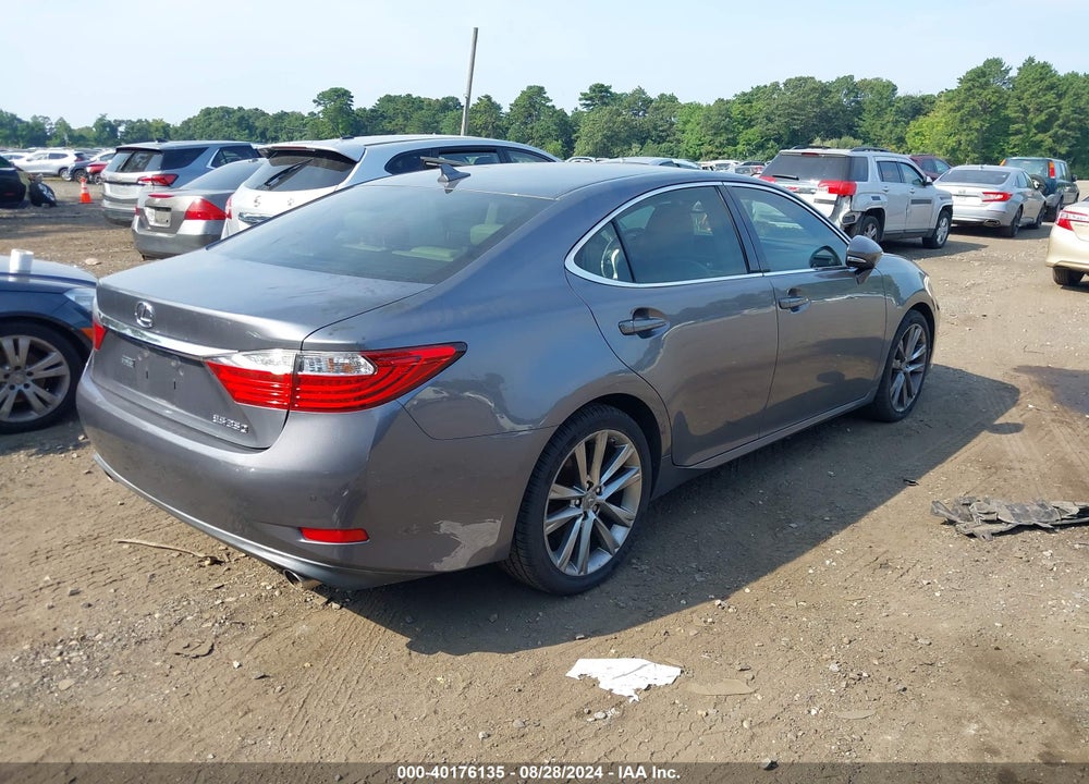 2013 LEXUS ES 350 VIN: JTHBK1GG3D2045888