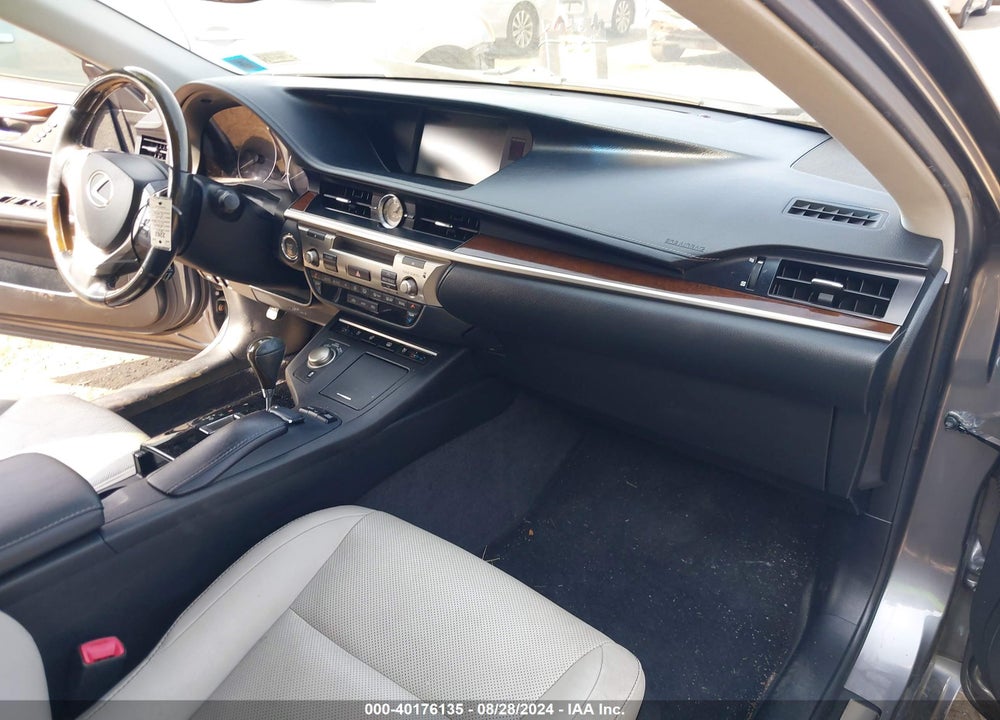 2013 LEXUS ES 350 VIN: JTHBK1GG3D2045888