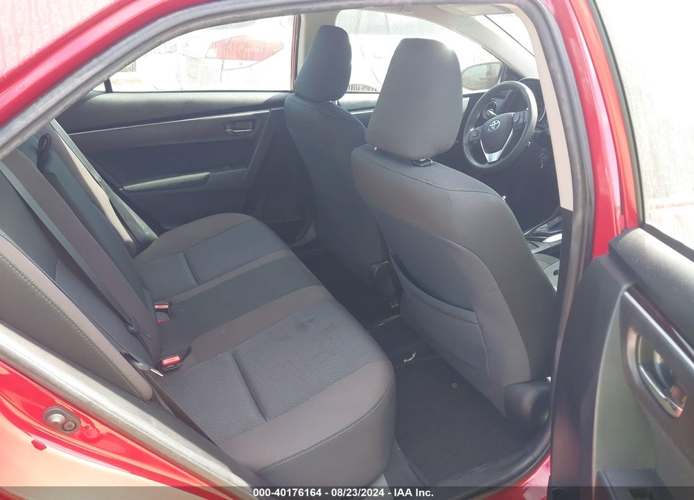 2018 TOYOTA COROLLA LE VIN: 2T1BURHE7JC105420