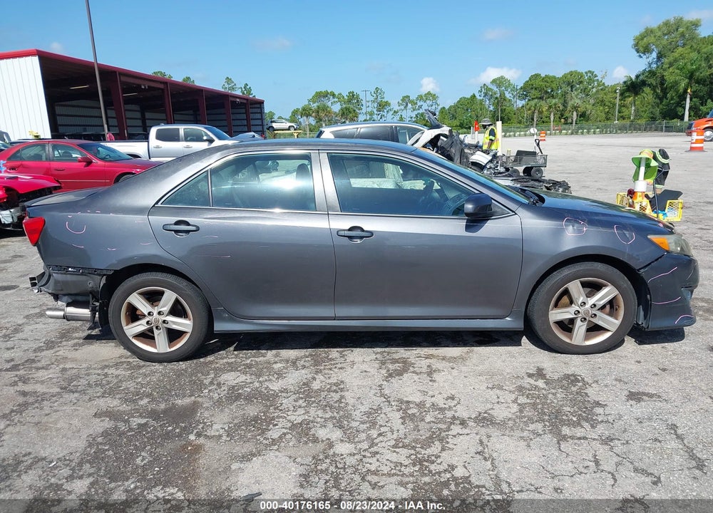 2014 TOYOTA CAMRY SE VIN: 4T1BF1FK9EU372308