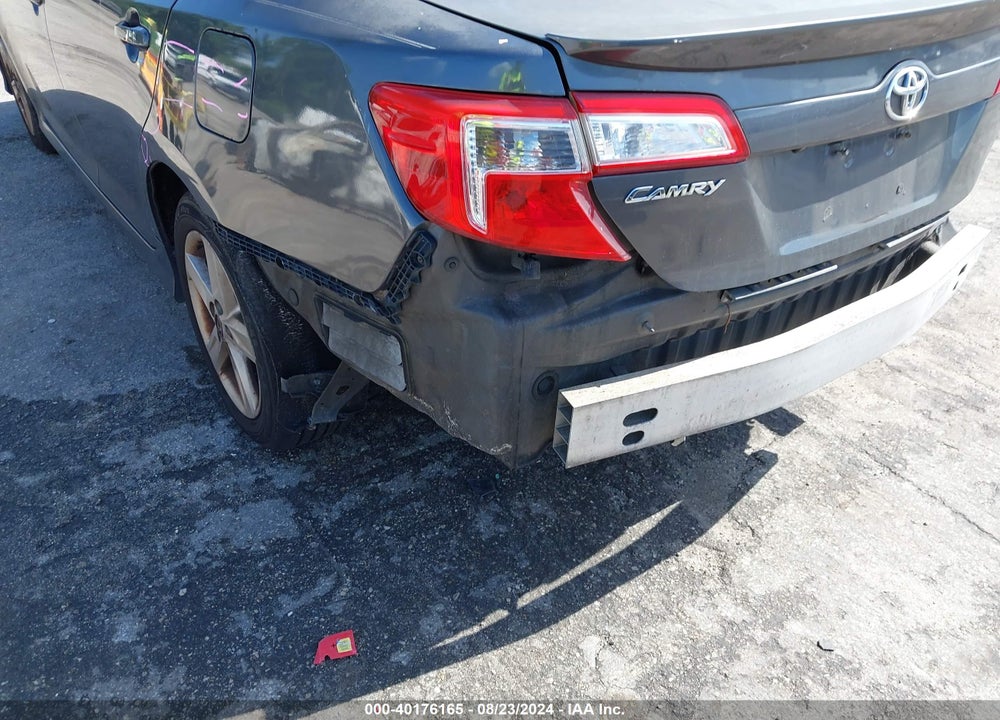 2014 TOYOTA CAMRY SE VIN: 4T1BF1FK9EU372308
